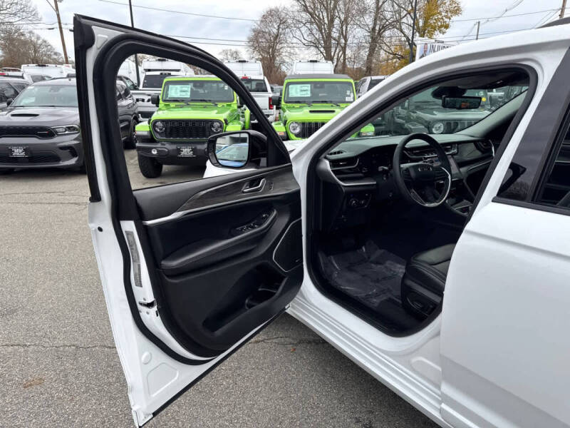 2023 Jeep Grand Cherokee 30th Anniversary 4xe