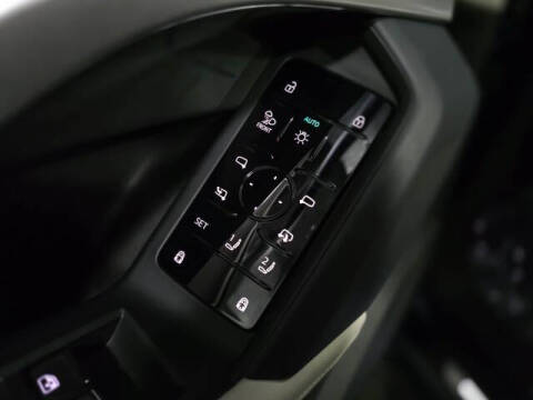 2025 Audi Q5 quattro Prestige TFSI