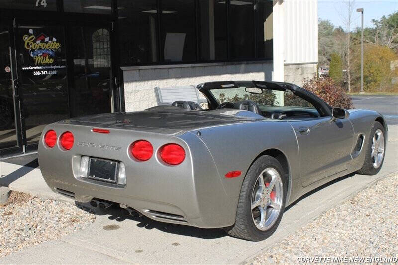 2000 Chevrolet Corvette 23
