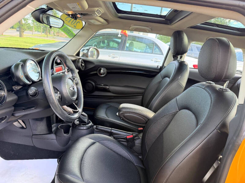 2015 MINI Hardtop 2 Door Cooper