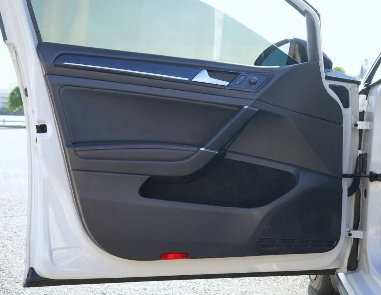 2015 Volkswagen Golf GTI