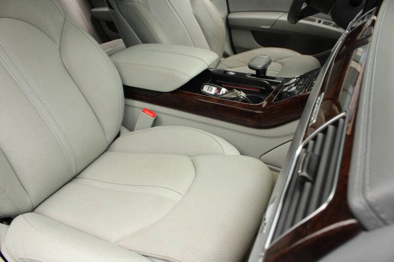 2012 Audi A8 quattro