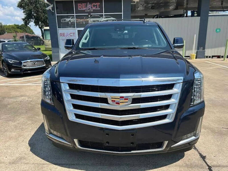 2019 Cadillac Escalade Luxury