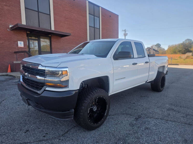 2019 Chevrolet Silverado 1500 LD Work Truck 1WT's photo
