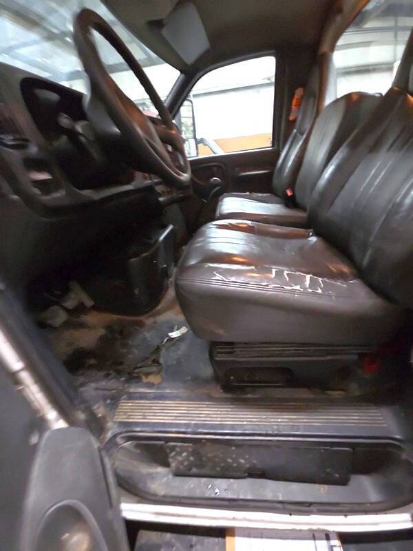 2005 GMC C7500