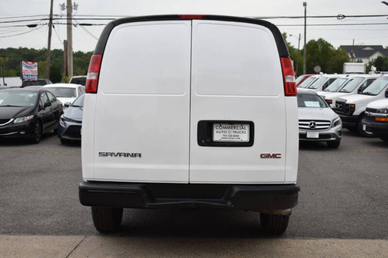 2021 GMC Savana 2500