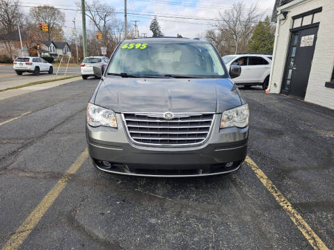 2010 Chrysler Town and Country Touring Plus