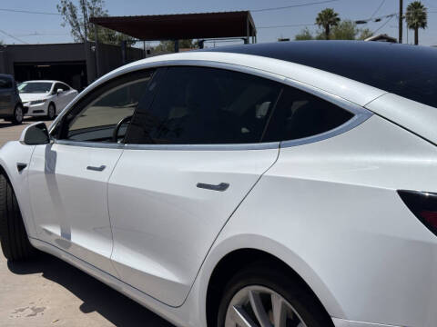 2020 Tesla Model 3 Standard Range Plus