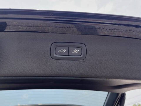 2024 Volvo XC90 B6 Ultimate Bright Theme 7P