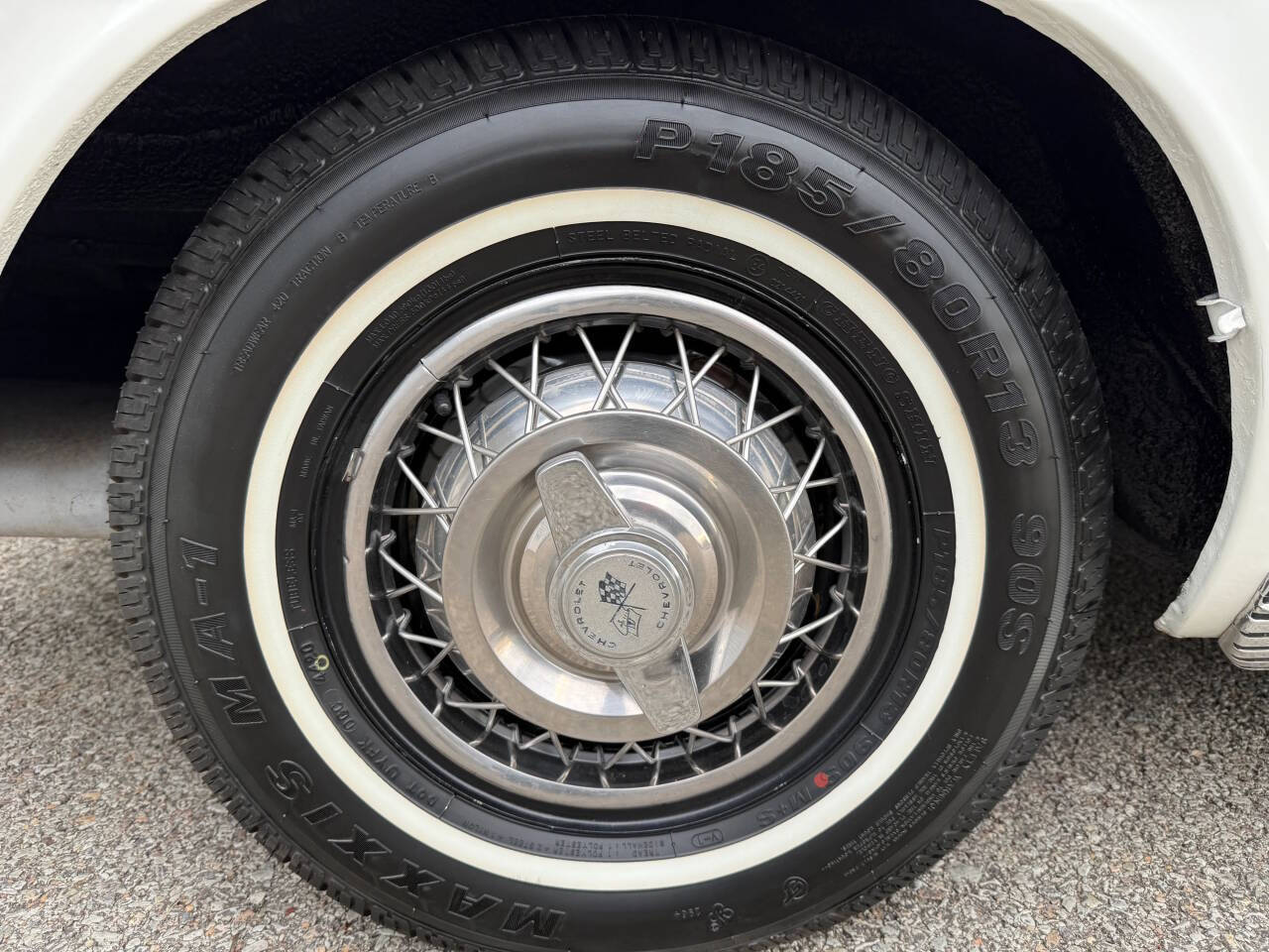 1963 Chevrolet Corvair 36