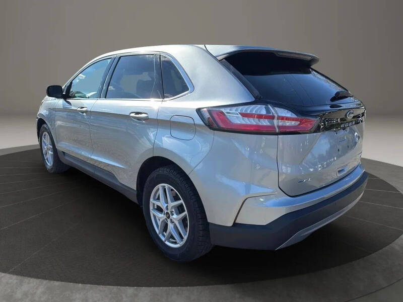 2024 Ford Edge