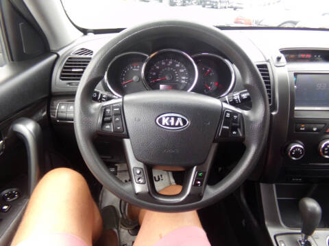 2012 Kia Sorento LX