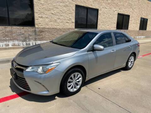 2016 Toyota Camry Hybrid for sale at Dream Lane Motors in Euless TX