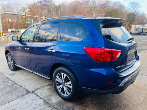 2017 Nissan Pathfinder