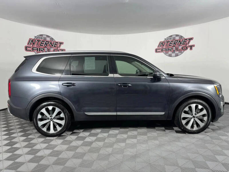 2022 Kia Telluride S