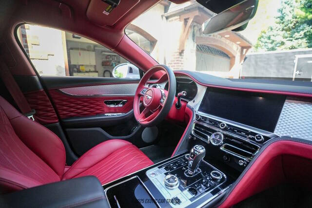 2022 Bentley Flying Spur V8