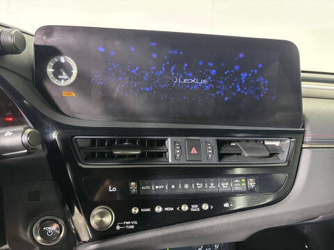 2023 Lexus ES 300h