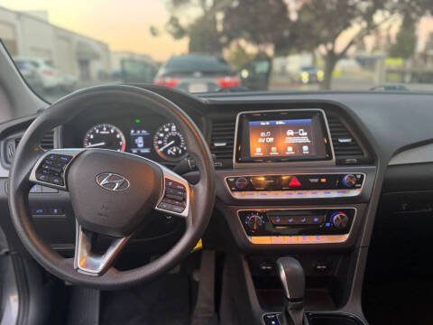 2019 Hyundai Sonata SE
