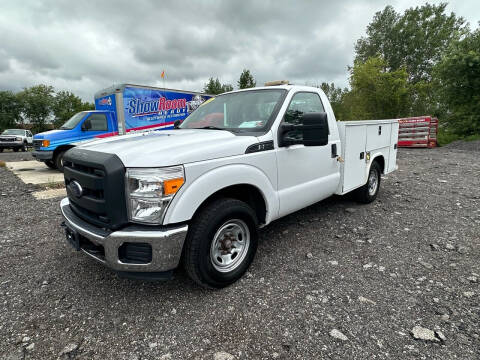 2016 Ford F-250 Super Duty for sale at VILLAGE AUTO MART LLC in Portage IN