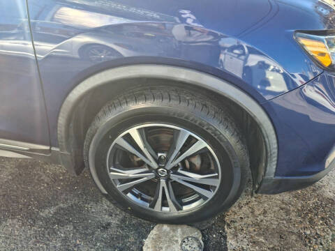 2017 Nissan Rogue SL