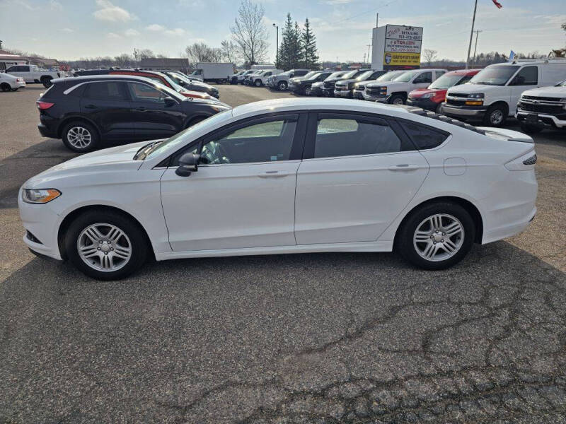 2016 Ford Fusion SE