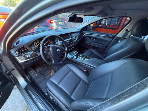 2016 BMW 5 Series 528i