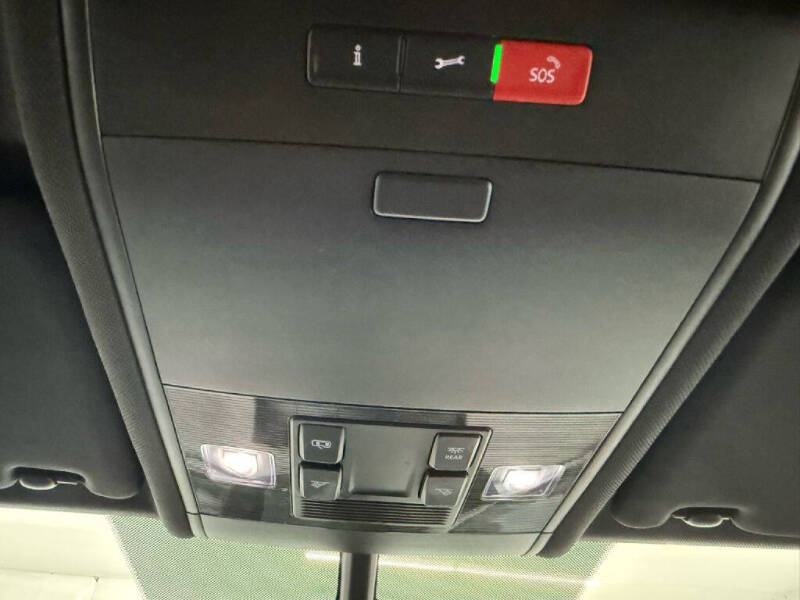 2020 Volkswagen Atlas Cross Sport SE 4Motion