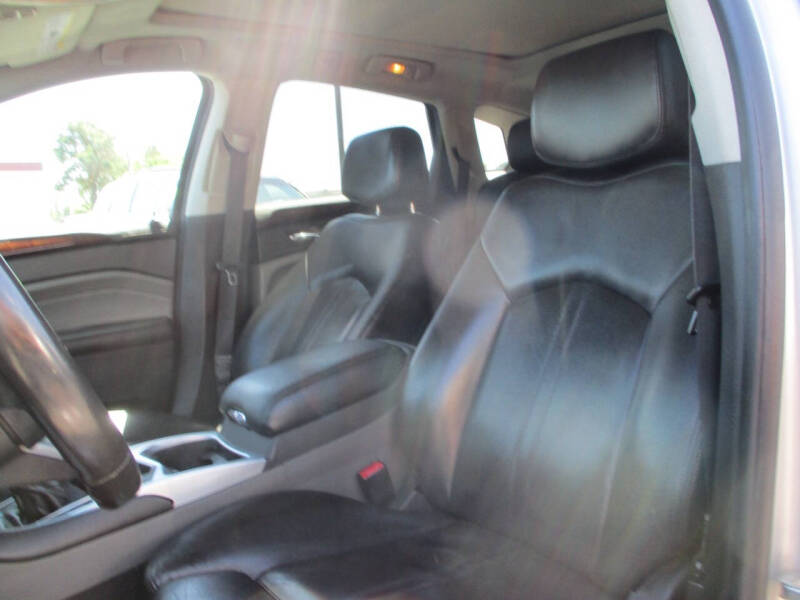 2010 Cadillac SRX Luxury Collection
