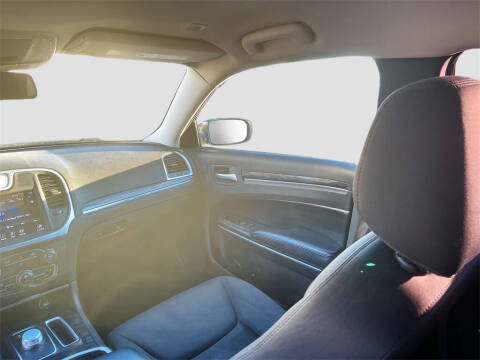 2021 Chrysler 300 Touring