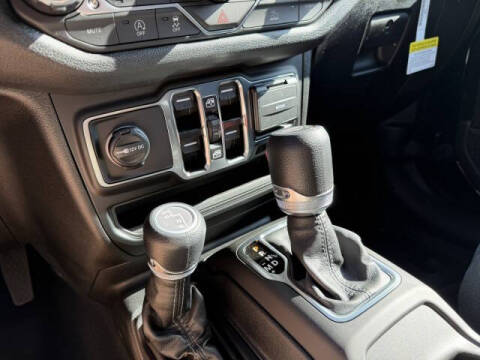 2026 Jeep Gladiator Sport S