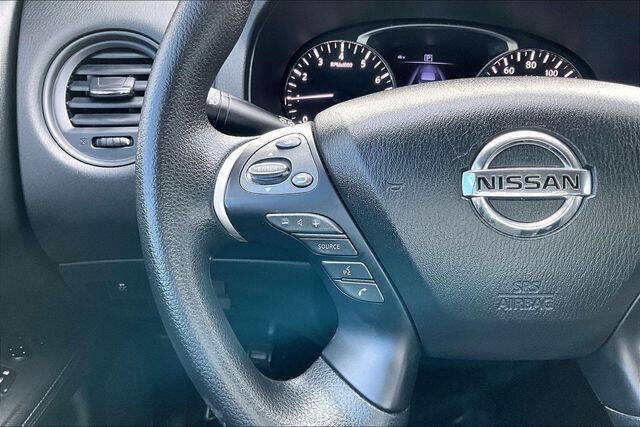 2019 Nissan Pathfinder S