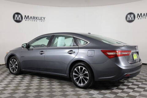 2017 Toyota Avalon XLE