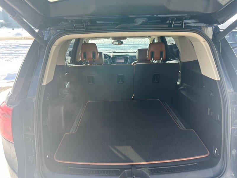 2017 GMC Acadia SLT-1