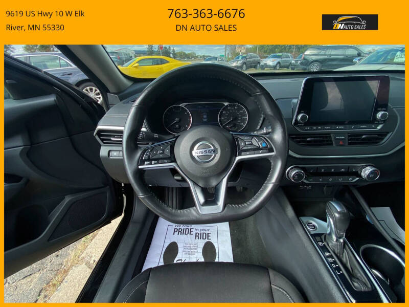 2022 Nissan Altima 2.5 SV