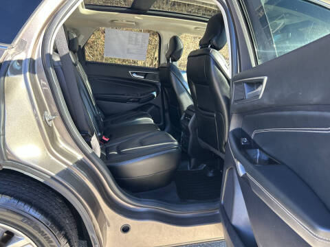 2019 Ford Edge Titanium