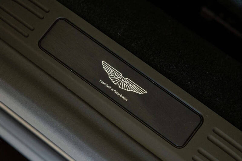 2025 Aston Martin Vantage