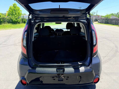 2016 Kia Soul +