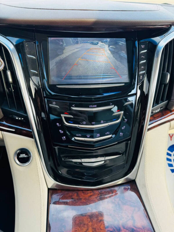 2015 Cadillac Escalade Premium