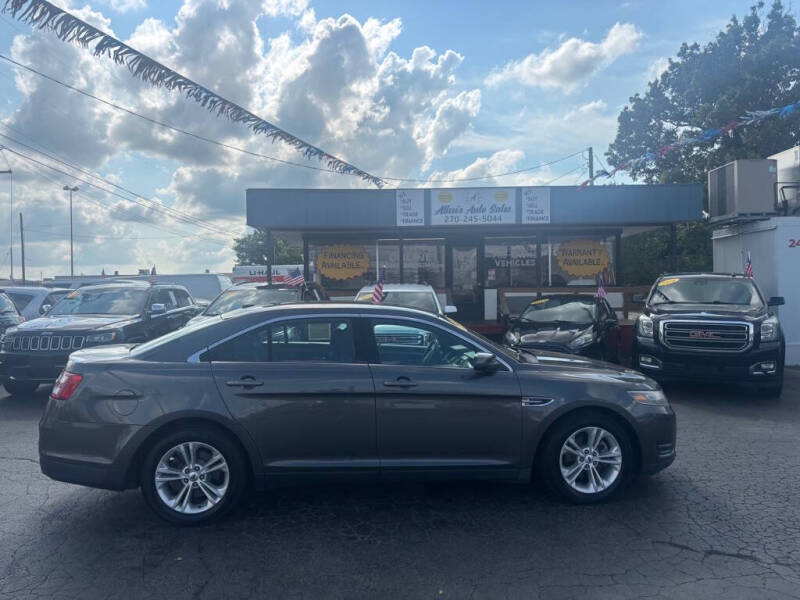 2015 Ford Taurus SEL