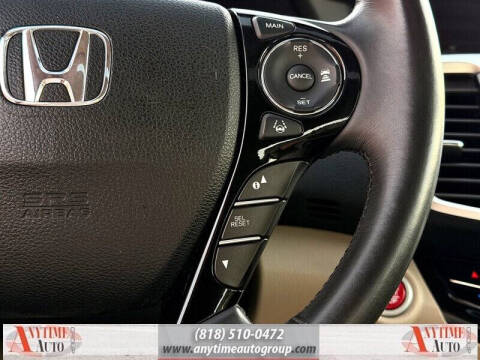 2017 Honda Accord EX-L w/Navi w/Honda Sensing