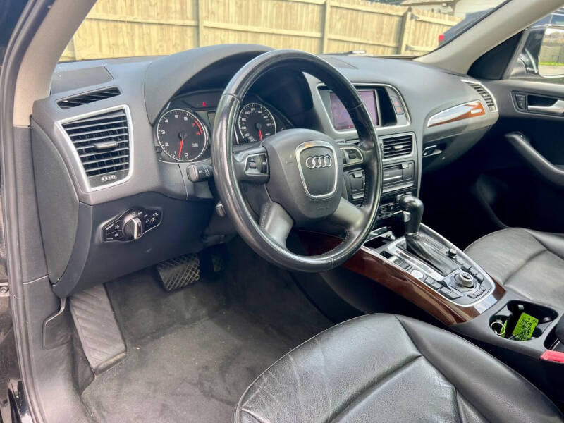 2012 Audi Q5 3.2 quattro Premium Plus