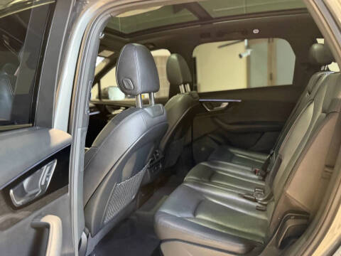 2017 Audi Q7 2.0T quattro Premium Plus
