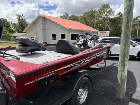 2020 Tracker Pro195TXW