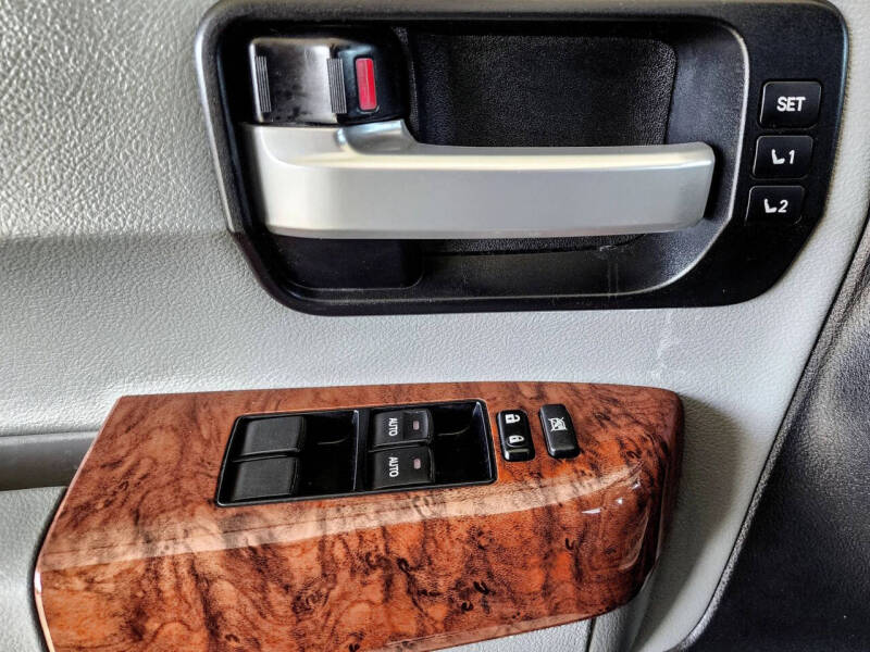 2018 Toyota Sequoia Platinum