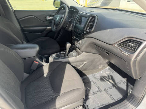 2019 Jeep Cherokee Latitude