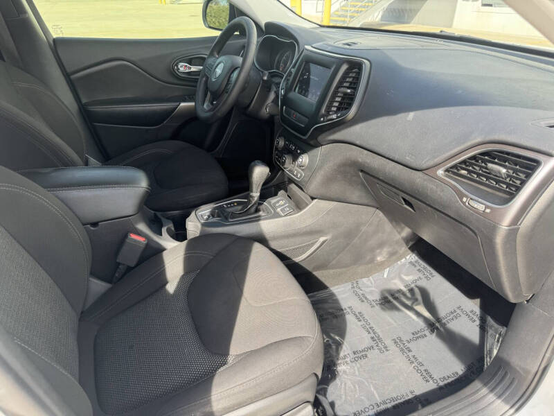 2019 Jeep Cherokee Latitude