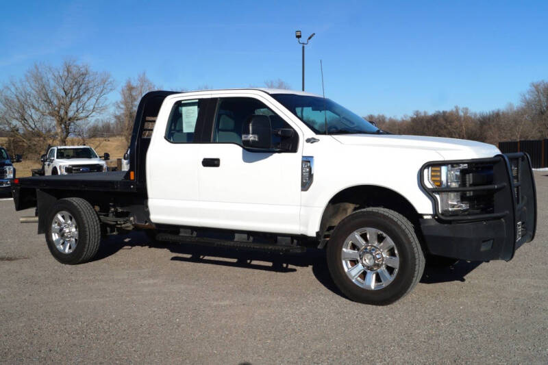 2018 Ford F-250 Super Duty for sale at KA Commercial Trucks, LLC in Dassel MN