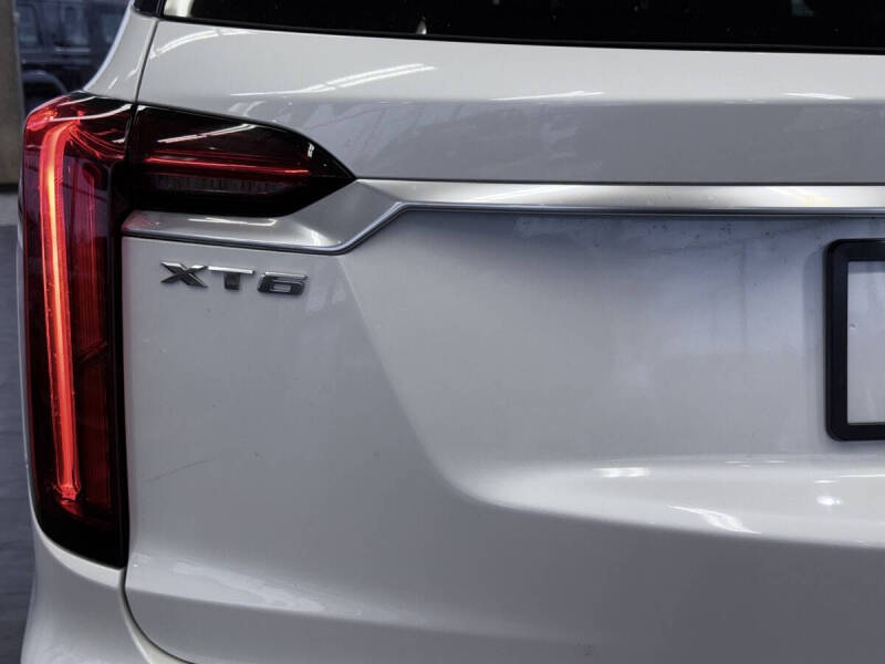 2023 Cadillac XT6 Premium Luxury