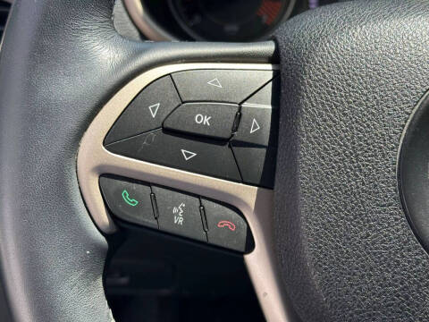 2015 Jeep Cherokee Sport