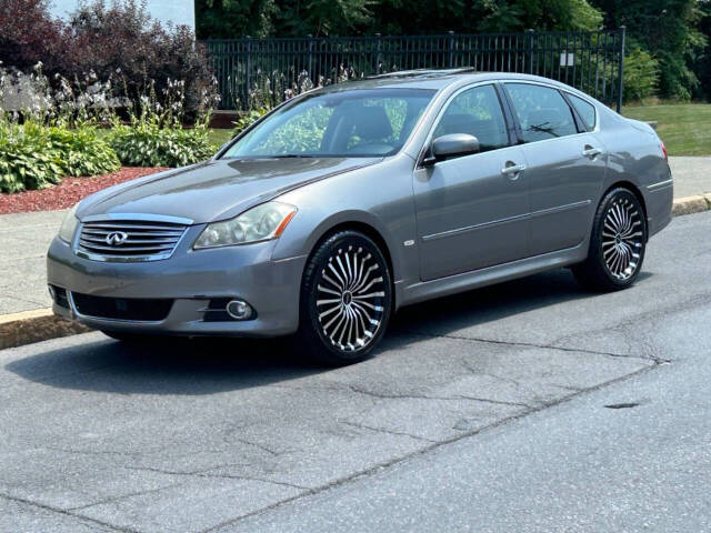 2010 INFINITI M35 x